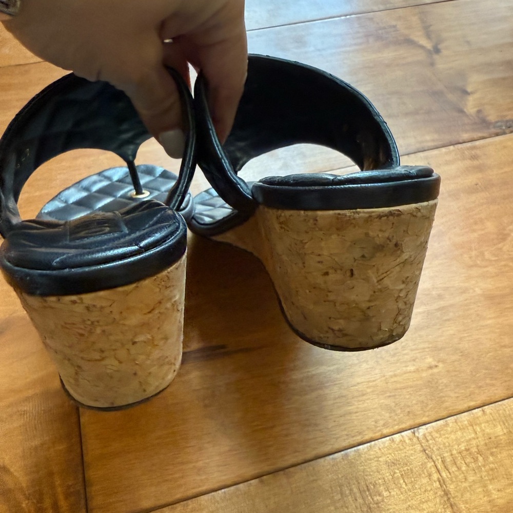 Chanel CC cork wedge shiny goatskin gold black - Picture 2 of 8